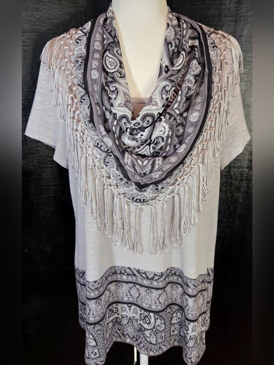 One World Live and let live Tops - One World Live & Let Live Gray Space Dye Scarf Top Set M